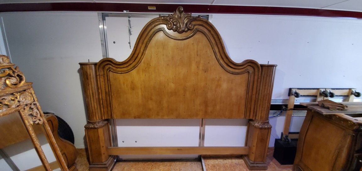 Extraordinary Henredon King Bedroom Set...Never Used...Marble Tops...Delivery Available