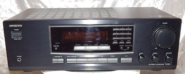 Onkyo Stereo Receiver TX-8211