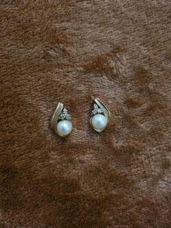 Earrings set