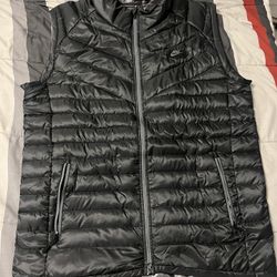 Vest Nike Size L New With Tag 