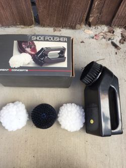 Battery powered shoe polisher