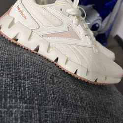 REEABOK NUEVOS