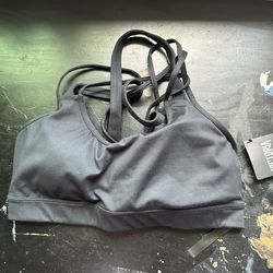 Women’s Clothing 