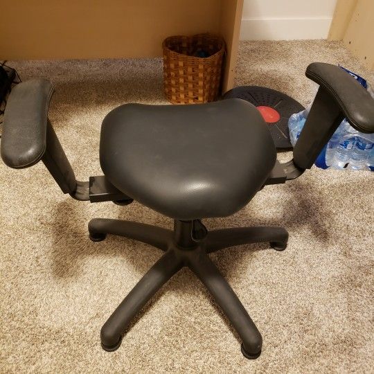 Pettibon System Chiropractic Wobble Chair for Sale in Snohomish, WA
