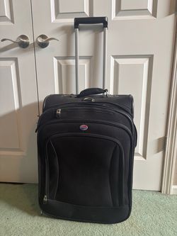 American Tourister 24" Suitcase