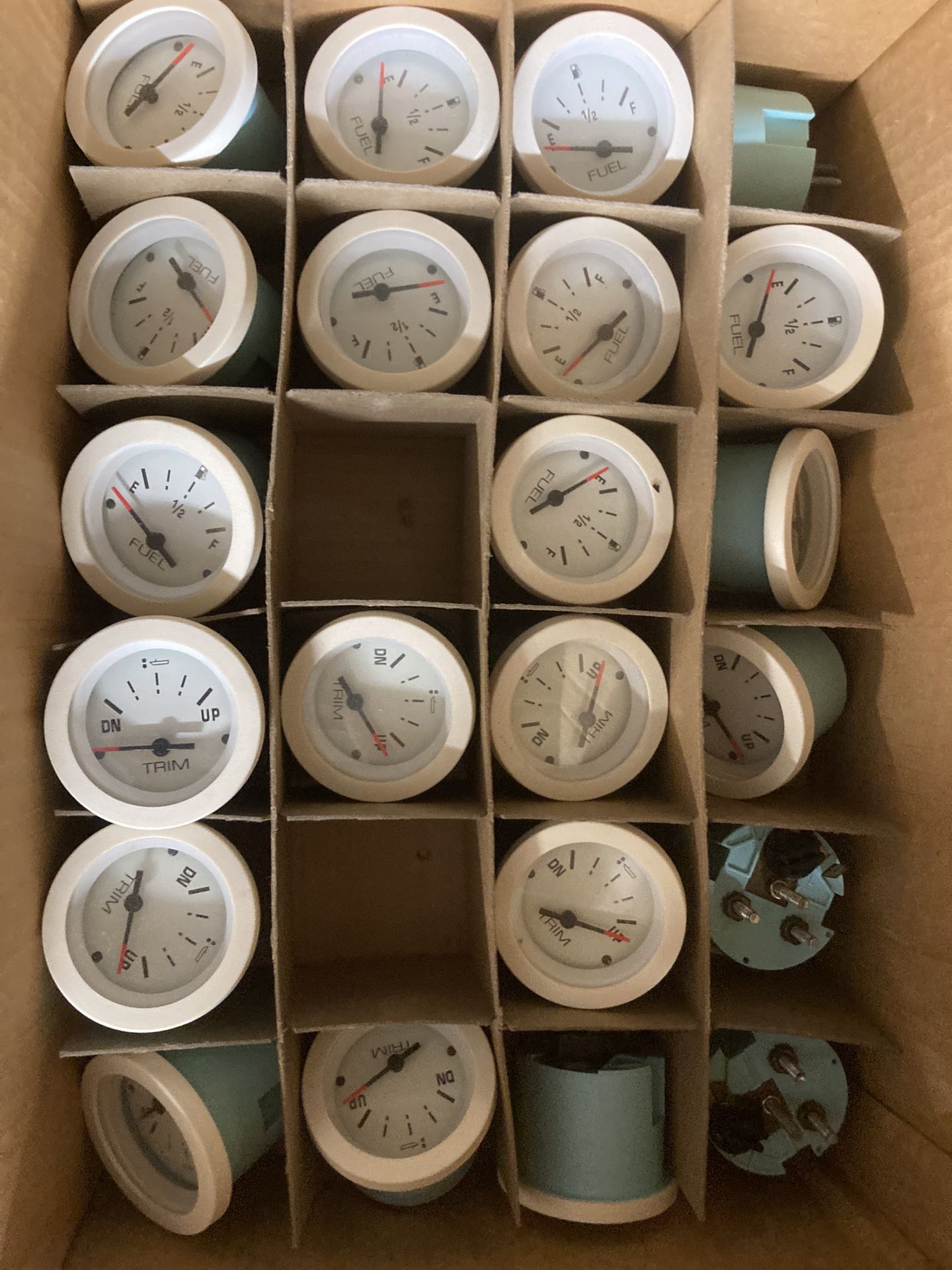 Marine Fuel Gauges, Trim And Speedometer