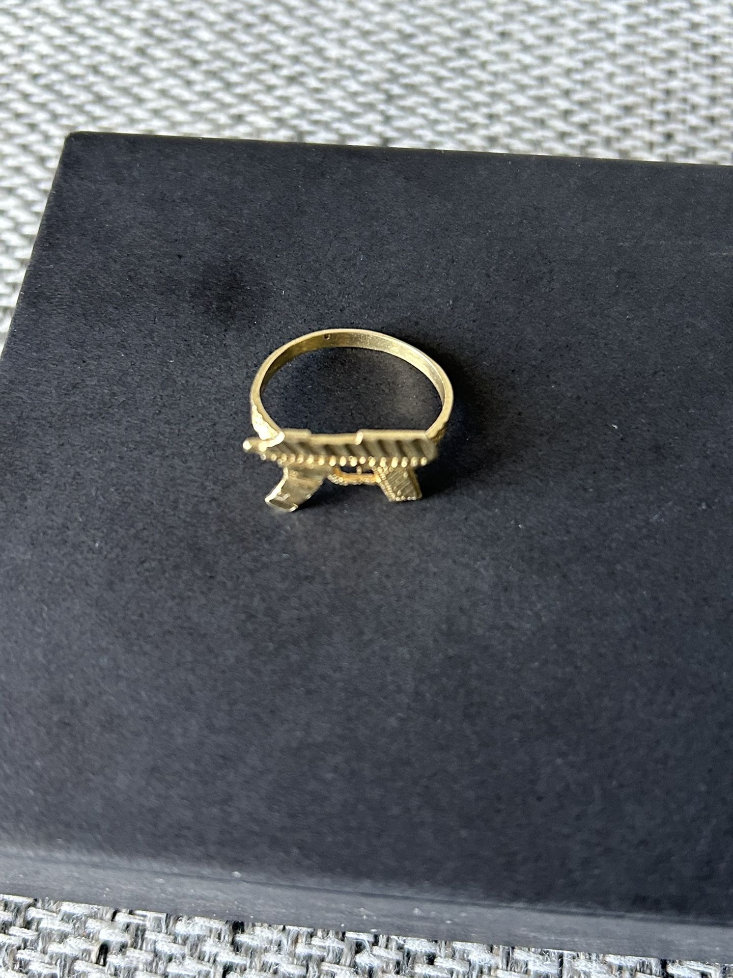10 Kt Gold Ring