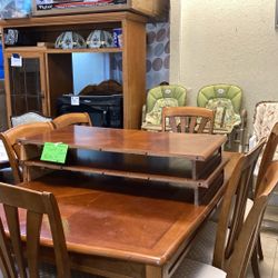Dining Room Table With 8 Chairs 