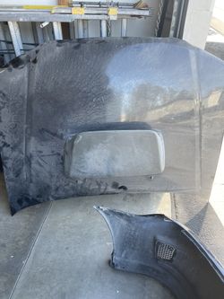 2004 Forester XT Hood & Carbon Fiber Scoop
