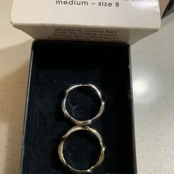Out of line 2 pack ring set by Avon