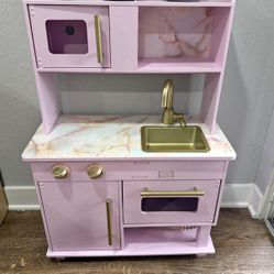 Kids Play Kitchen 