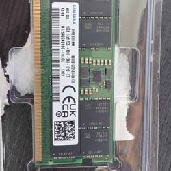 SAMSUNG DDR5 16GB1Rx8 PC5 4800