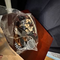 Misc Costume Jewelry Bundle. 