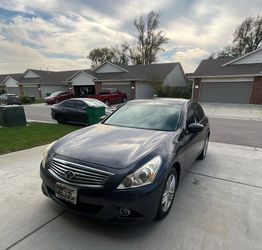 2012 Infiniti G37x