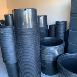 Nursery pots( please read description, 🙏🏼)