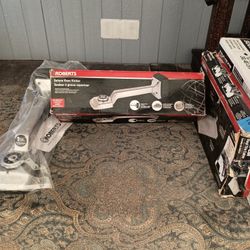 Roberts Deluxe Knee Kicker