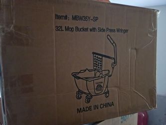 Industrial mop bucket with side wringer pick up in Florence KY