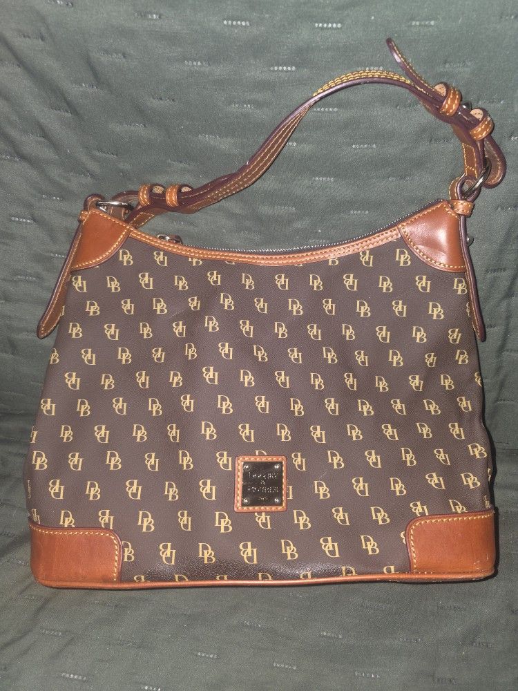 Dooney & Bourke Purse