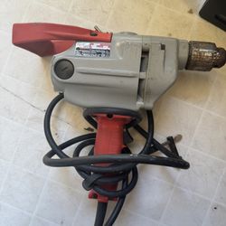 Milwaukee 1/2” Compact Hole Shooter 