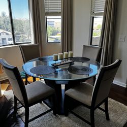 Round Dinning Table With 4 Chairs