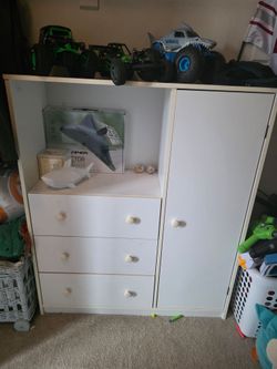 Dresser