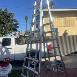 Escalera se estira hasta 32 pies, Little giant nueva, muy barata, 