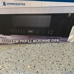 New GE Low Profile Microwave 