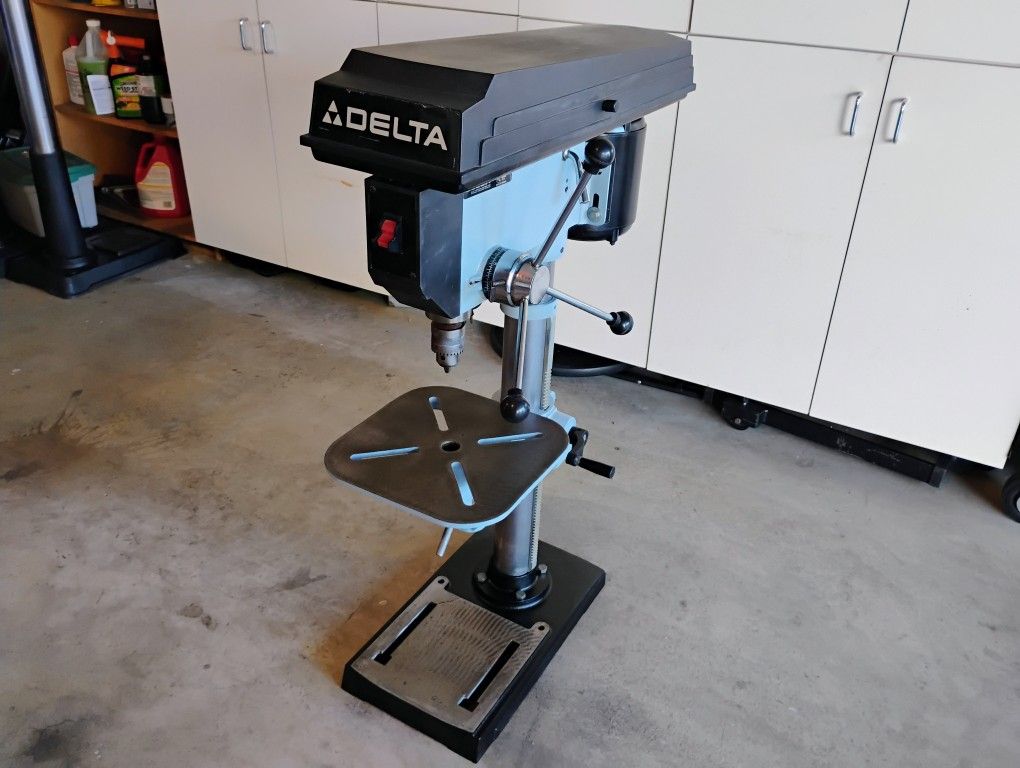 Delta Drill Press 14" Excellent Condition!