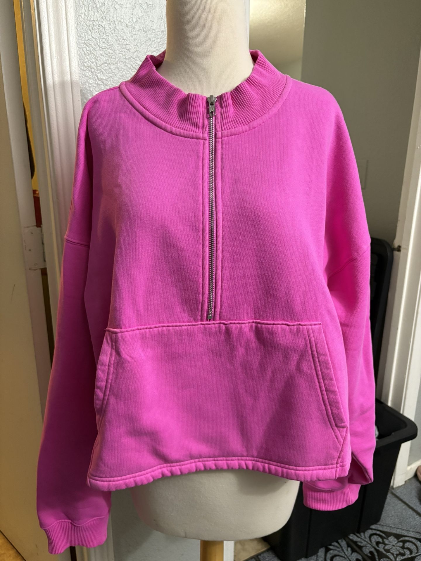 VS pink zip up
