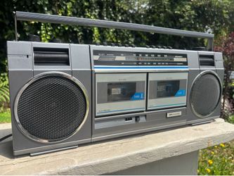Sears Sanyo Boombox Boom Box Stereo Cassette Radio
