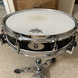 Pearl 13” Piccolo Snare Drum. Sounds great! Pickup at Kempsville library in Virginia Beach or Can meet in Yorktown on Wednesday