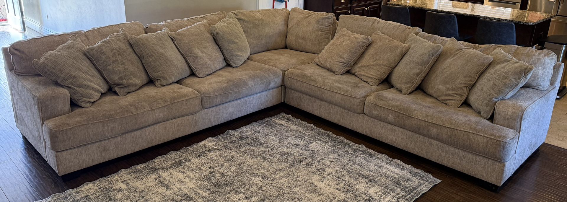 Sectional Sofa 