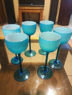 Nice set of glass cups, baby blue