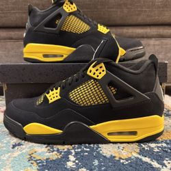 Nike Air Jordan 4 Retro “Thunder” 2023