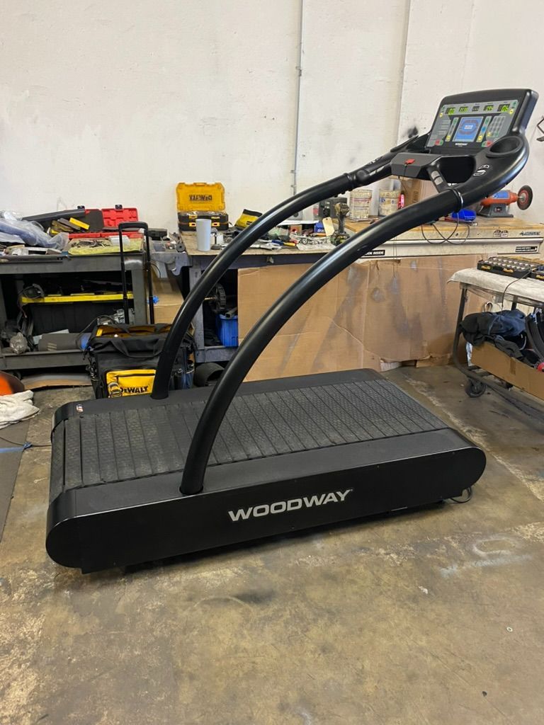 Woodway 4 Front Treadmill With Newer Belt (Delivery Included)