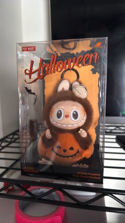 Popmart Halloween Labubu