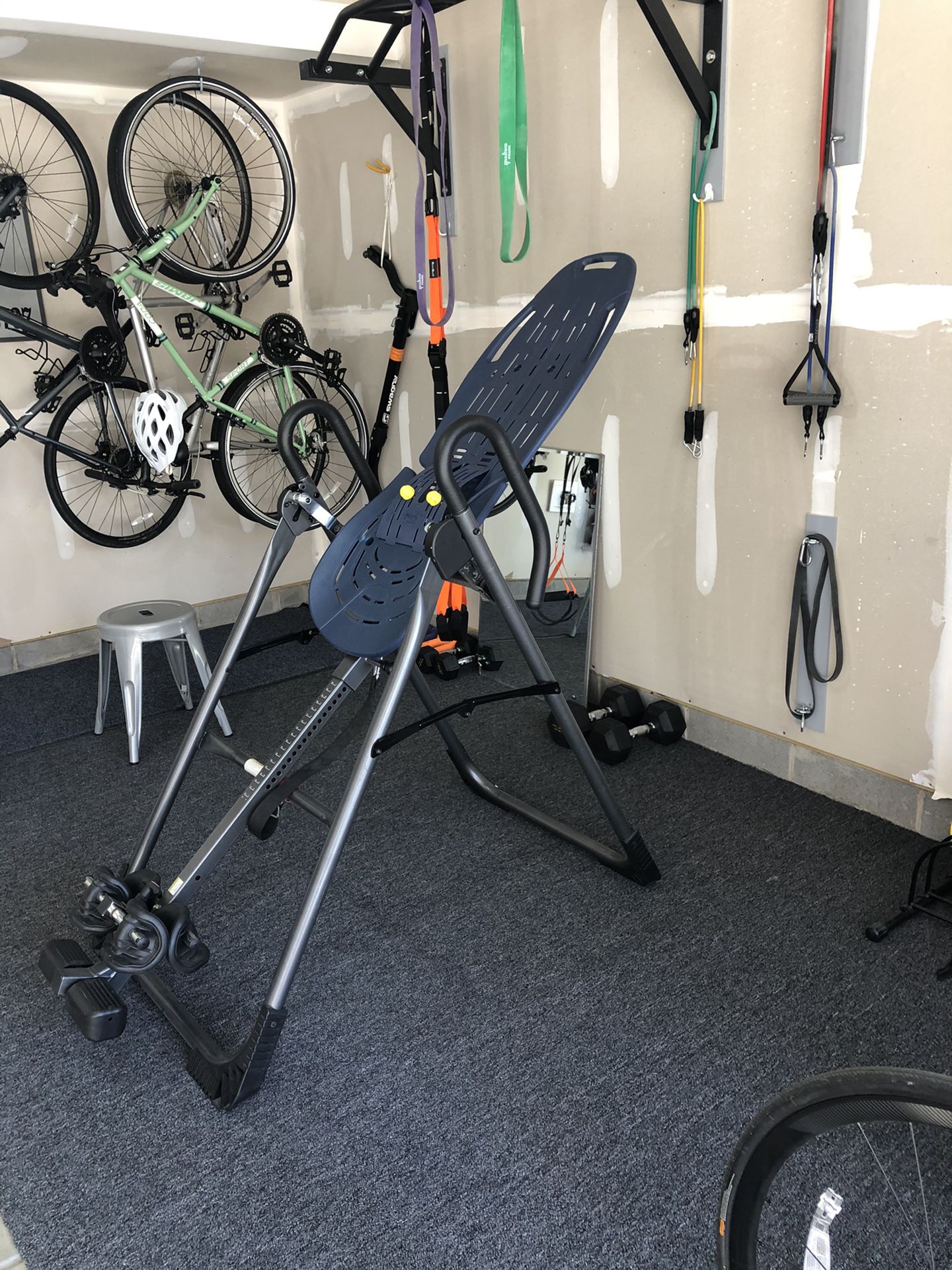 Teeter Hang Up Inversion Table $150