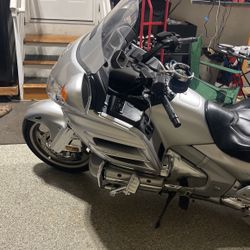 Honda Goldwing 05 