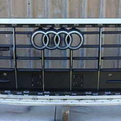 2019-2023 Audi Q8 Front Bumper OEM 