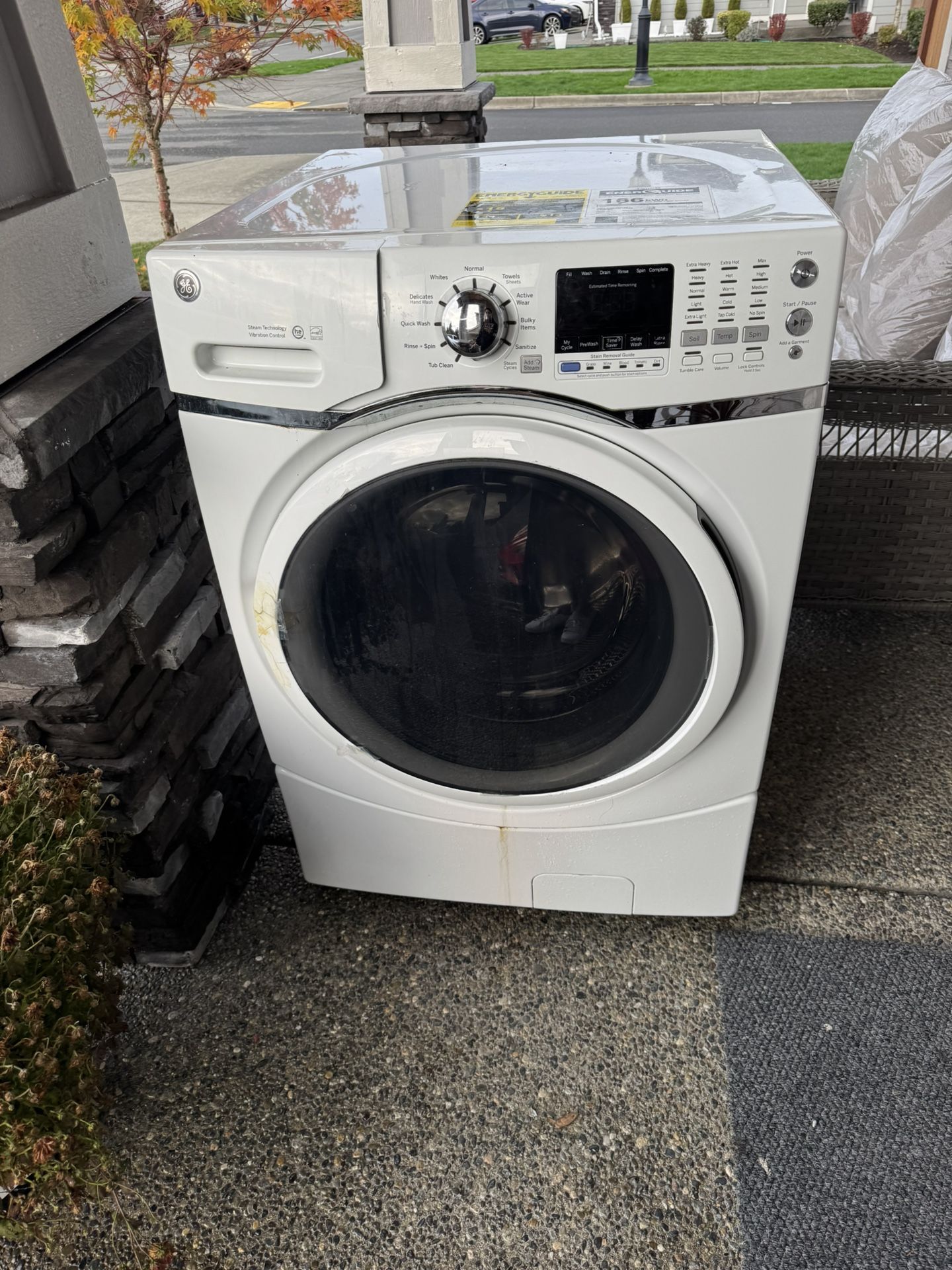 Whirlpool Washer And Dryer Both Electric 