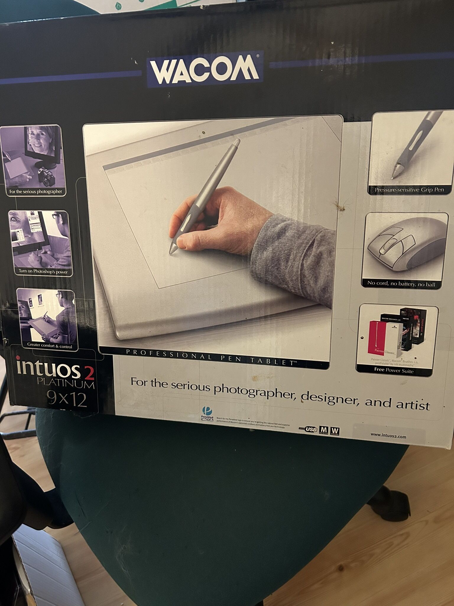 Wacom Intuos 2 Professional Pen Tablet 9 x 12