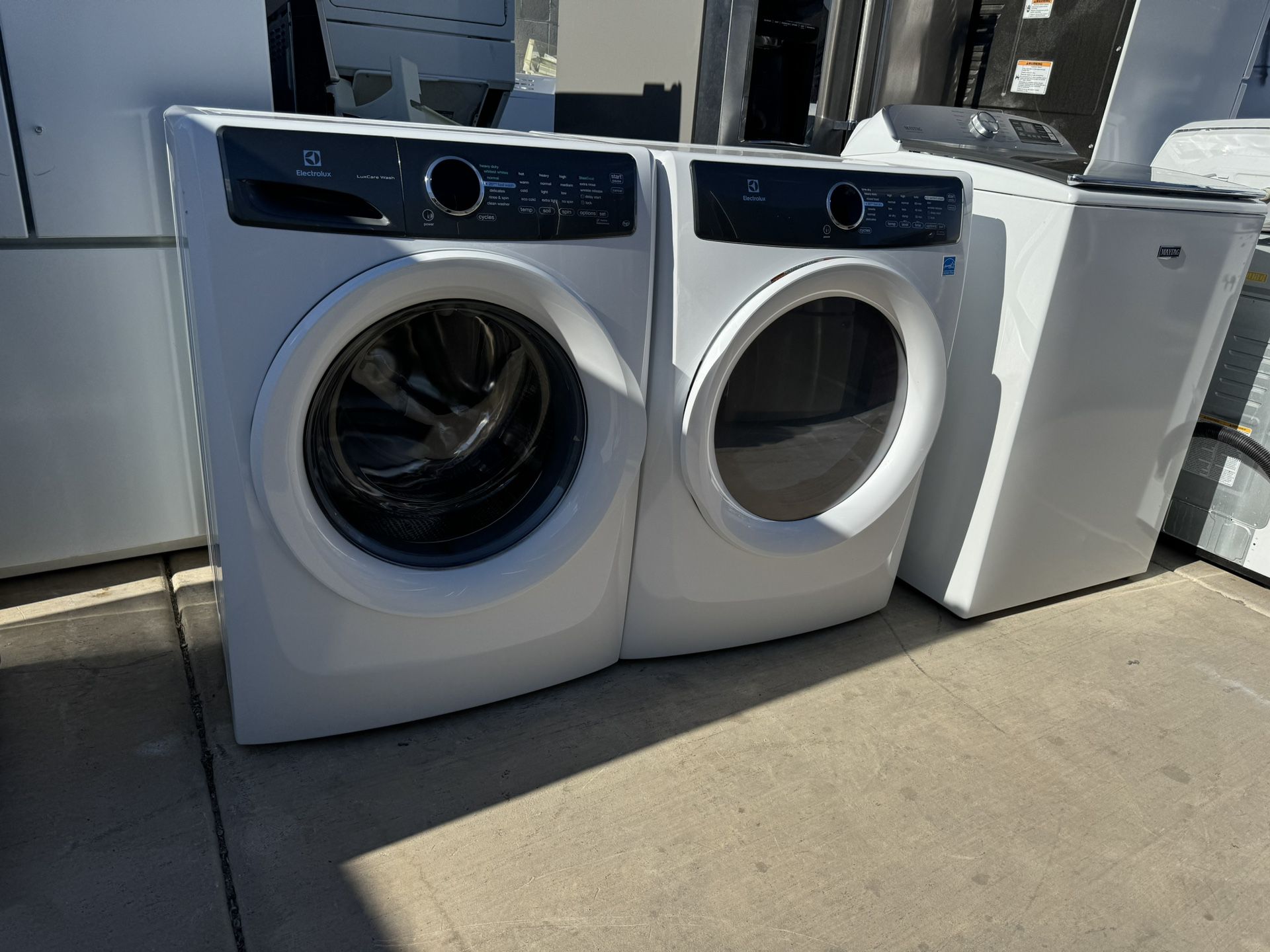 Beautiful Electrolux Washer And Gas Dryer 
