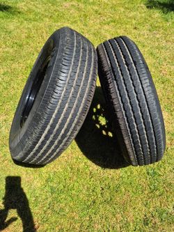 2 ST225/75R15 trailer tires