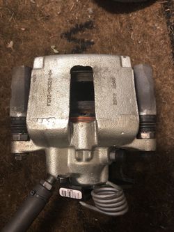 2011 Ford Explorer brake caliper