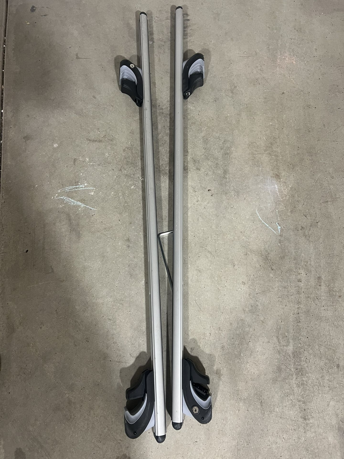 Universal Roof Racks