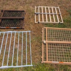 Dog Gate / Baby Gate