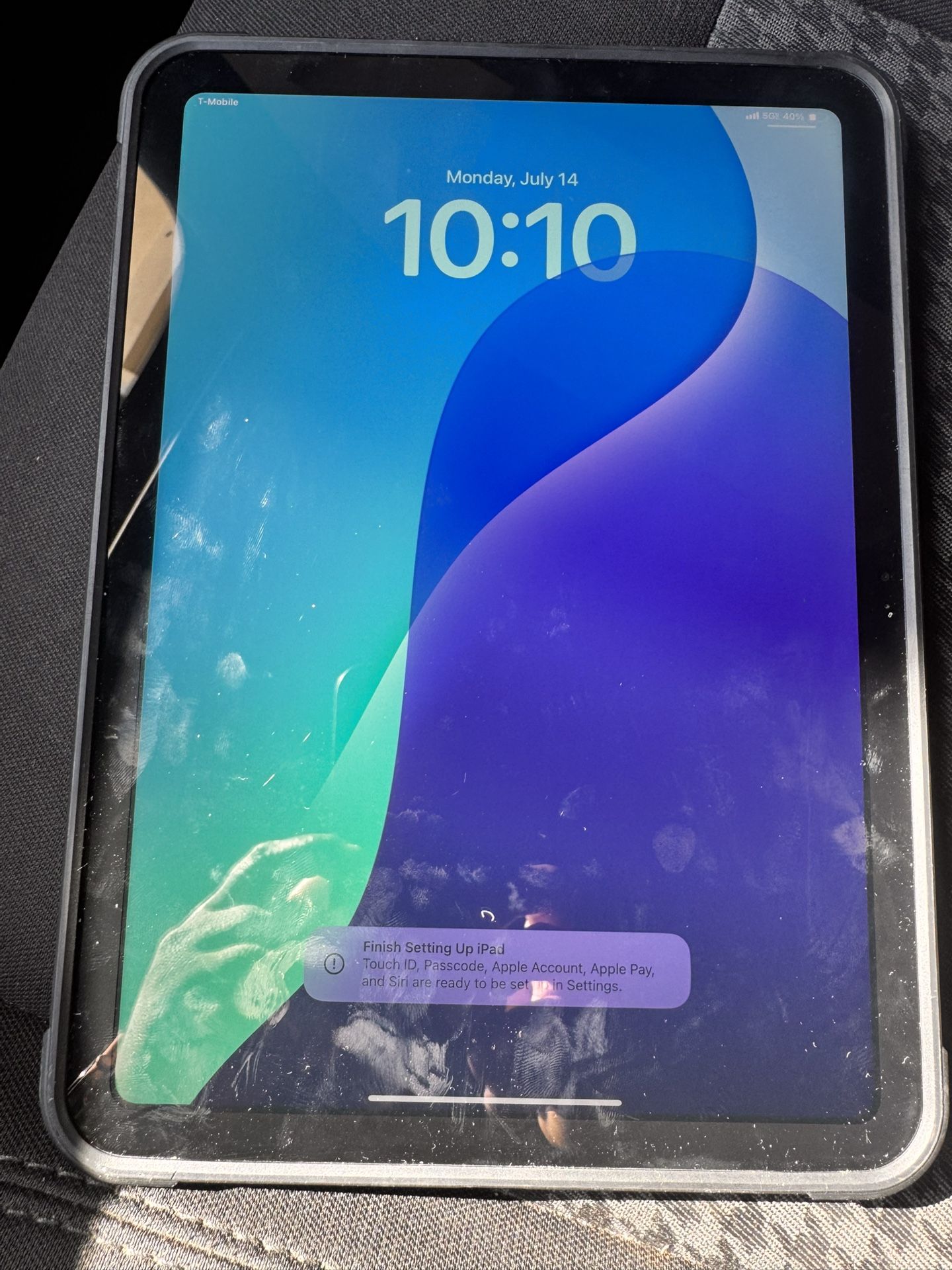 iPad 10th Gen $300