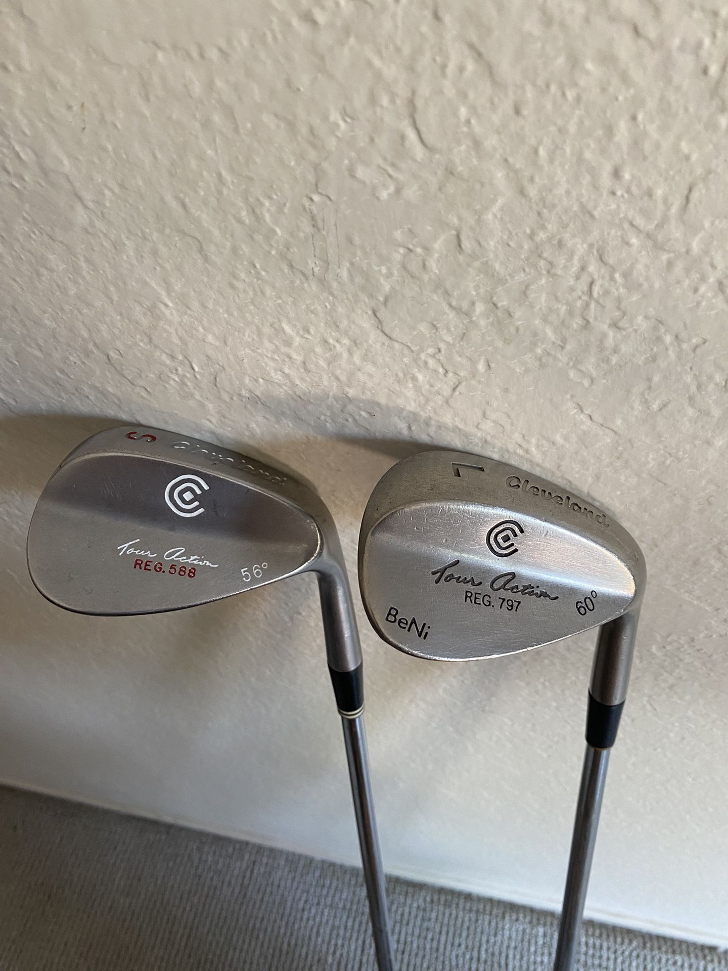 Cleveland 588 - 56 Degree and 797 BeNi - 60 Degree Wedge Set With New Grips