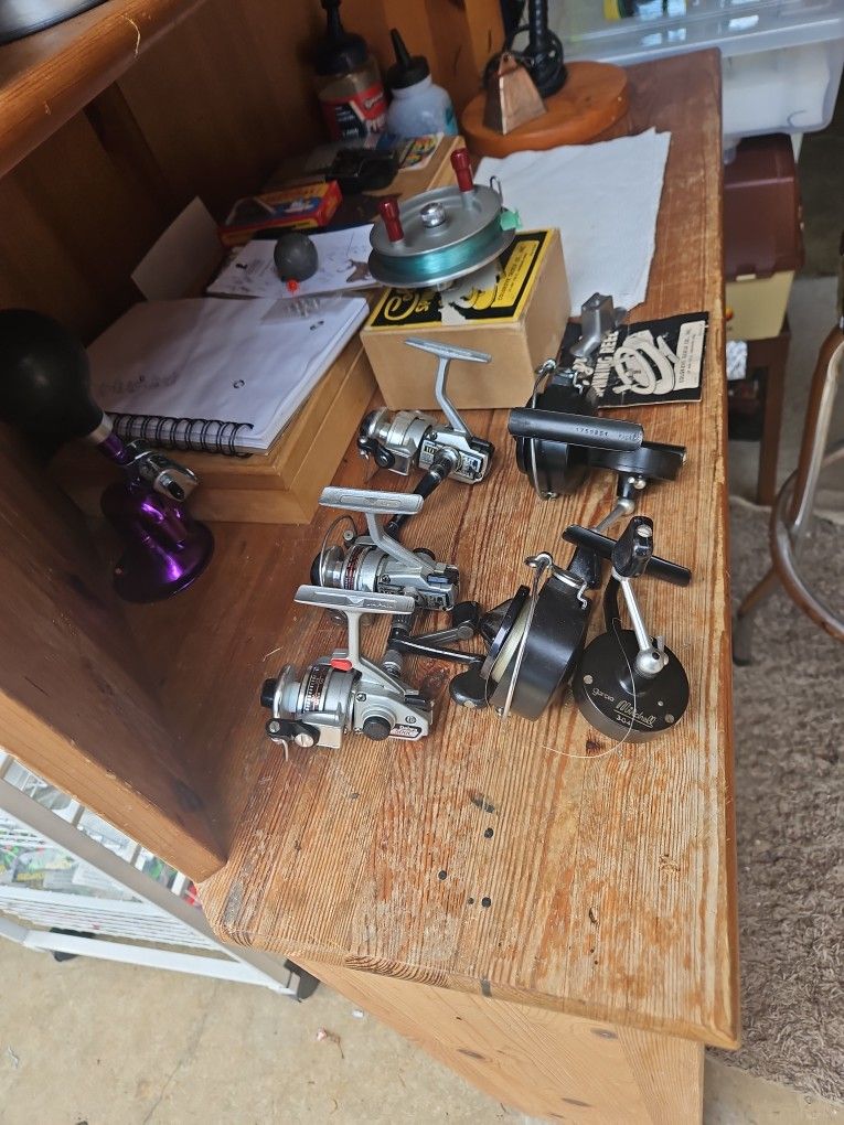 Fishing Vintage Spinning Reels 