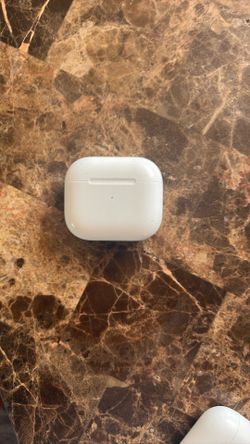 Apple AirPods 3 Case